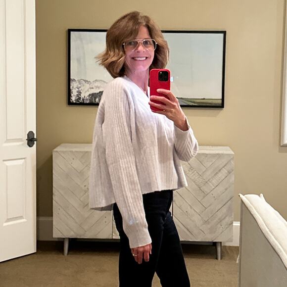 NAADAM Coastal Cashmere Cropped V-Neck Sweater XS - Picture 6 of 12